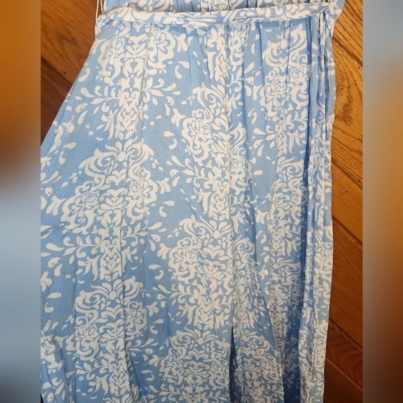 Luxology Light Blue And White Paisley Design Calf Length Small Jumpsuit NWT - Picture 9 of 13